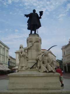 Szeged, Klauzál tér: Kossuth szobor 2.kép.jpg